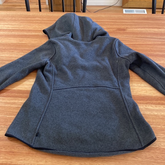 Lululemon Quarter-zip Sweatshirt Size 6 - Picture 3 of 3